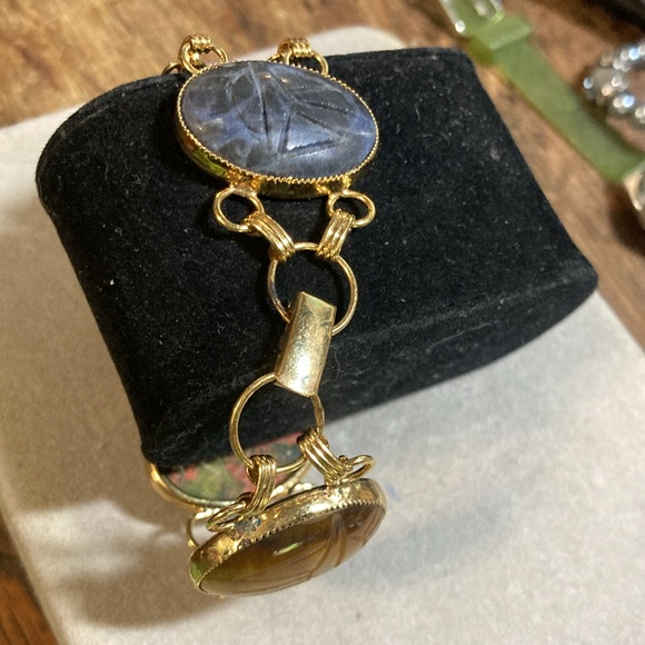 Vintage large scarab bracelet - Picture 10 of 12